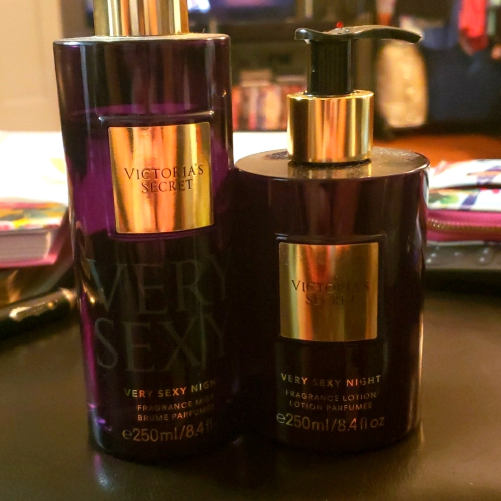 Victoria Secret set of body spray and lotion